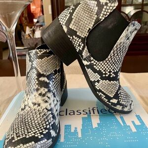 Cityclassified Black and White Snakeskin Ankle Boots